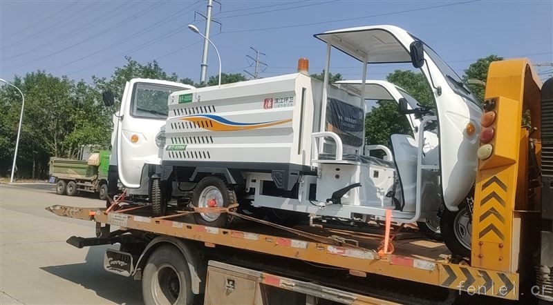 汉阳道路救援拖车救援流动补胎送油脱困维修